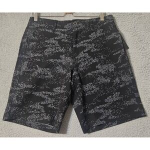 Under Armour Storm UA Golf 1377303 Printed Black Golf Shorts NWT Size 32 New